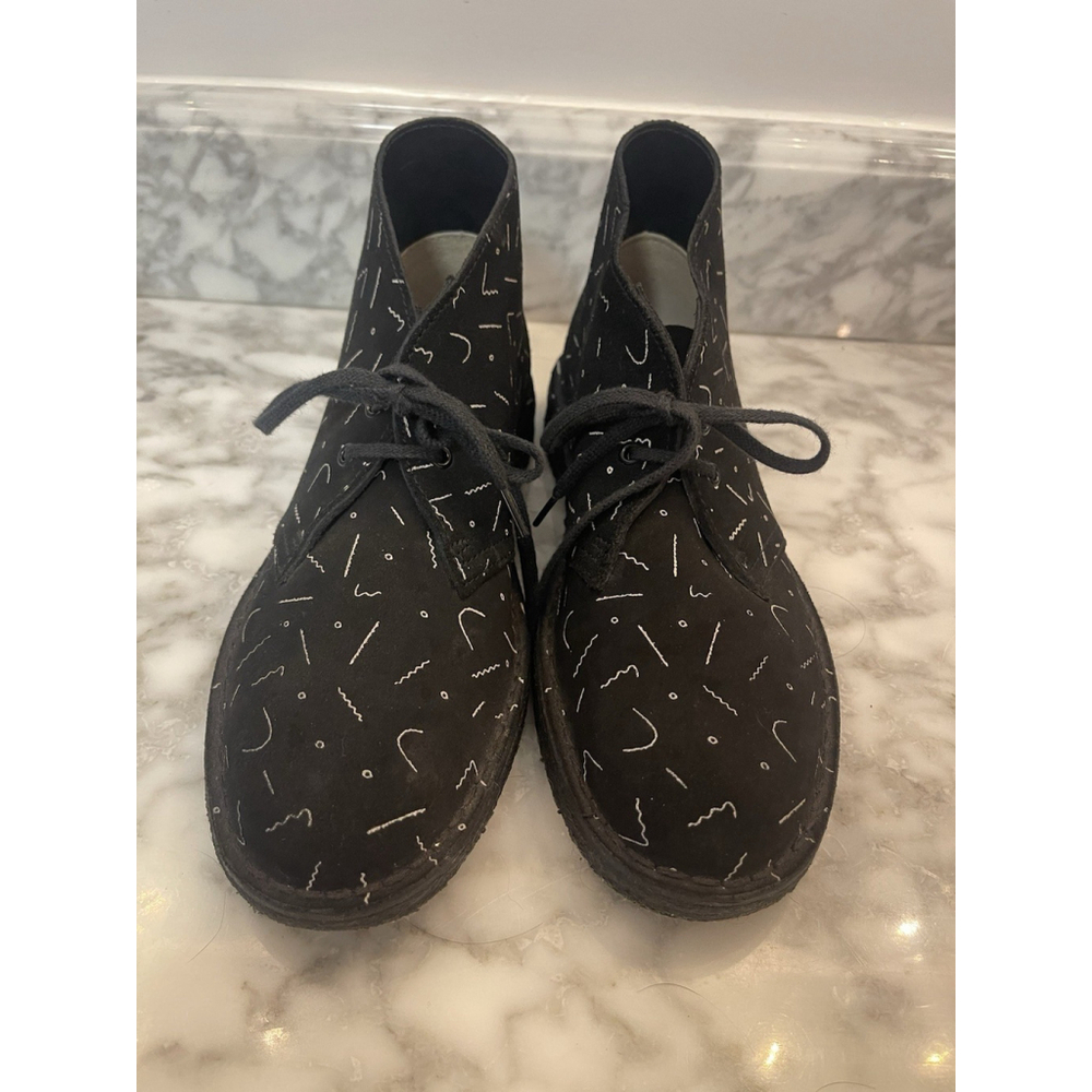 Women’s Clark Desert Boots, Funky Black And White sz 8 - Picture 3 of 5
